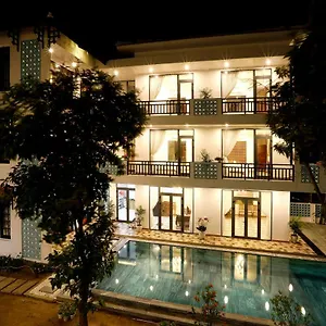 Tropical Garden & Pool , Hội An Vietnam